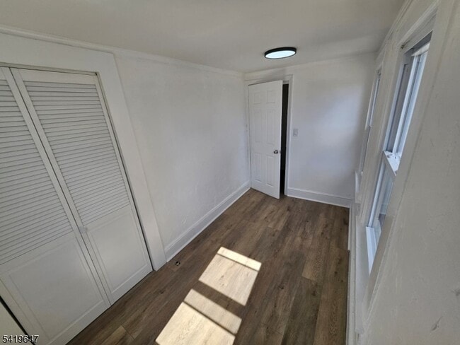 Building Photo - 611 New York Ave