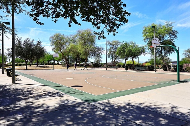 Building Photo - 6214 E Virginia St