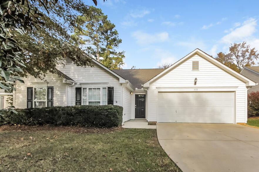 Primary Photo - 460 Riverglen Dr NW
