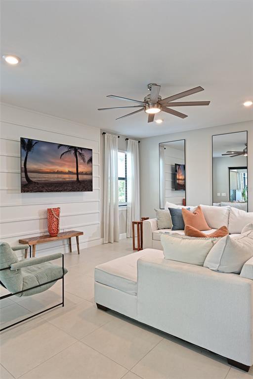 Building Photo - 718 Gadwall Ct