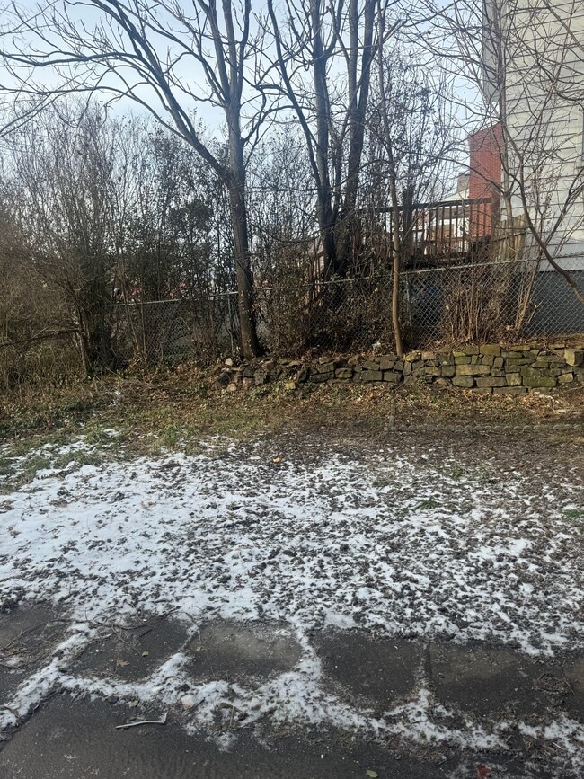 Building Photo - 1355 Drey St