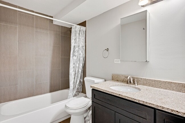 Building Photo - 4544 S Indiana Ave