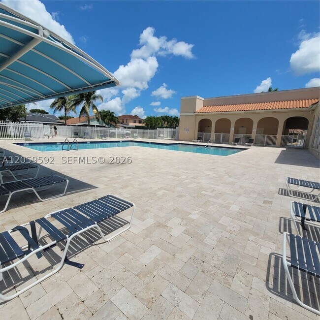 Building Photo - 1114 NW 124th Ct