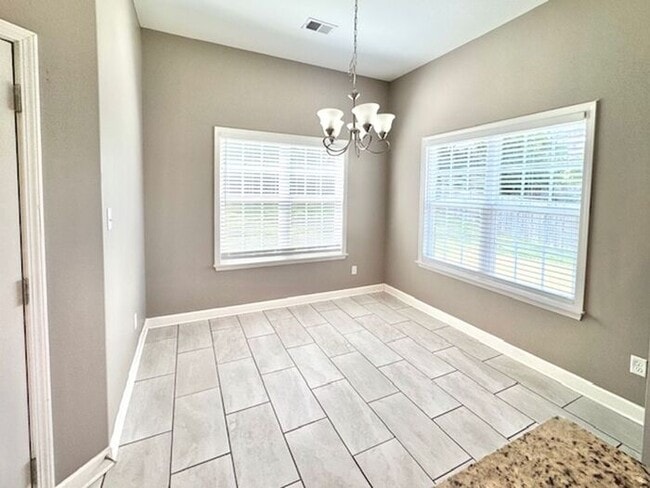 Building Photo - Now Leasing A 5 Bedroom 3 Bath Home In Olive Branch