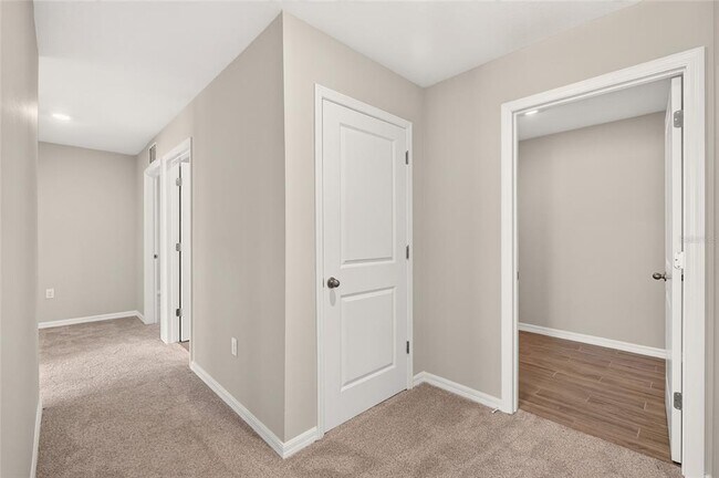 Building Photo - 13633 NW 14th Pl