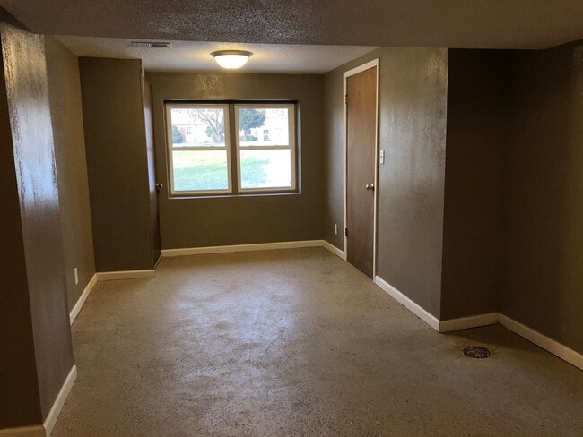 Building Photo - Spacious 3-Bedroom in Milan with 1-Car Garage!