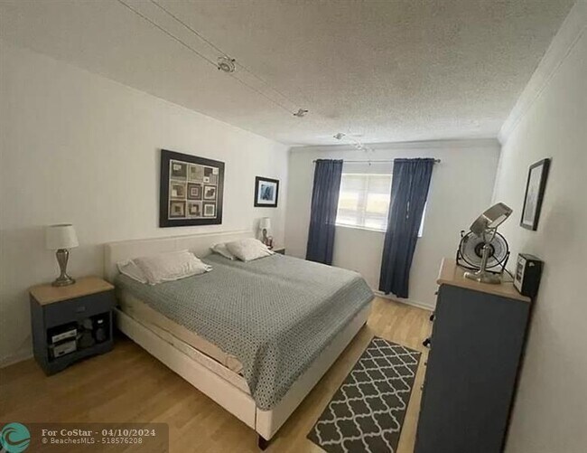 Building Photo - 3500 SW Natura Blvd