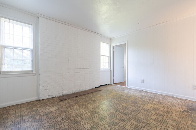Building Photo - 29 Fiske St