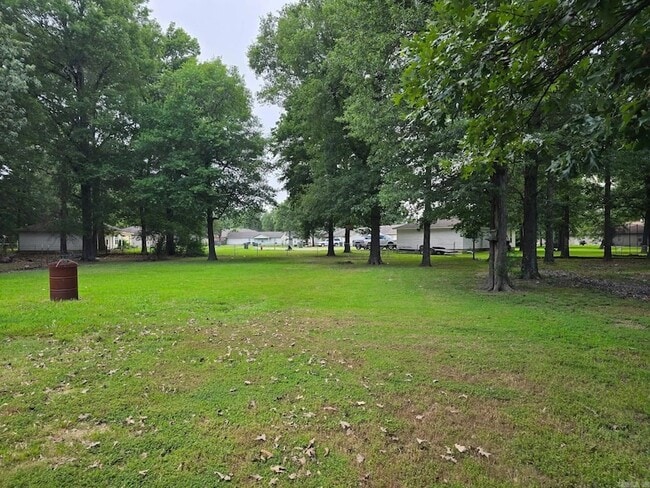 Building Photo - 203 N Bernis St