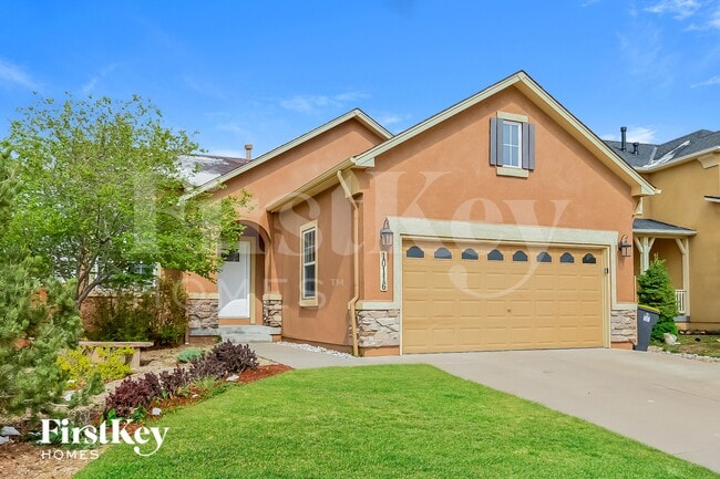 Building Photo - 10116 Kings Canyon Dr