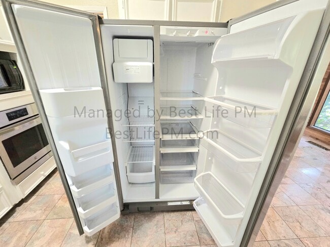 Building Photo - 9 Mountain Cir