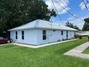 Building Photo - 2 bed/ 1 bath