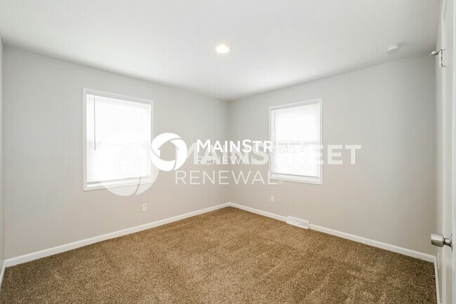 Building Photo - 3 Bedroom Pet-Friendly Home in Grandview, ...
