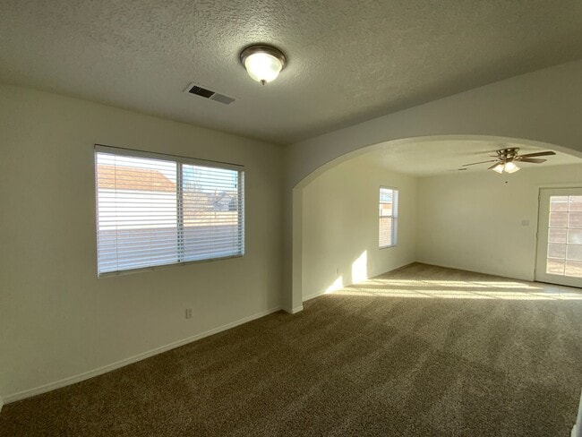 Building Photo - 3 Bedroom Single Story Home Available in Ventana Ranch Near Irving Blvd NW & Universe Blvd NW!