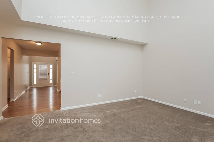 Building Photo - 2343 Jasmine Glen Dr