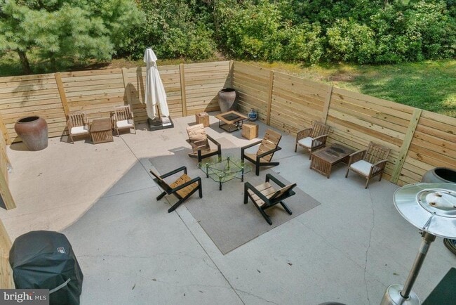 Building Photo - 851 Bacon Hall Rd