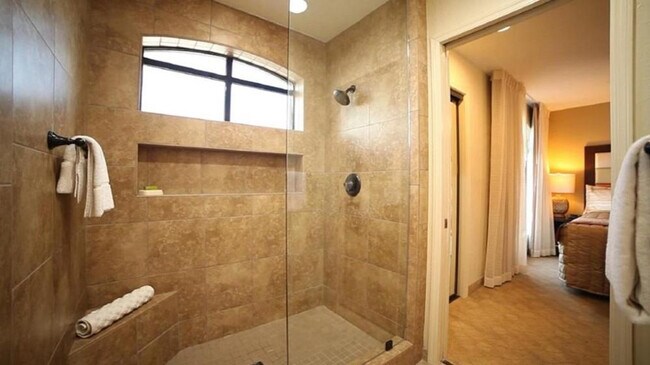 Building Photo - 6302 E Camelback Rd