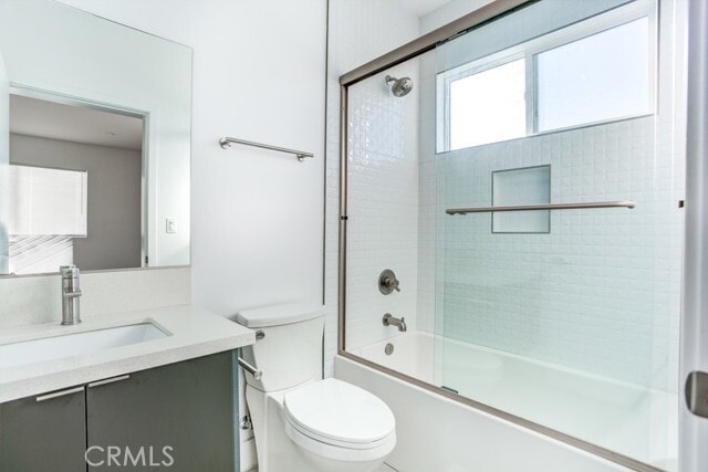 Building Photo - 11639 Burbank Blvd