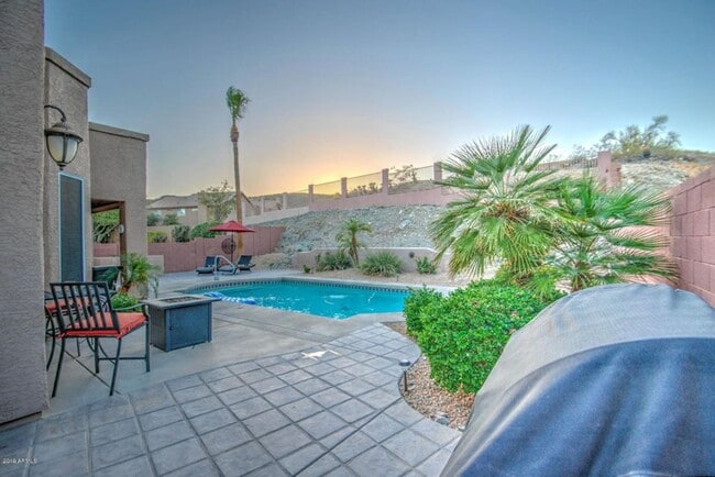 Building Photo - Beautiful Fully Furnished Home In Ahwatukee Foothills With Mountain Views and Private Pool!!