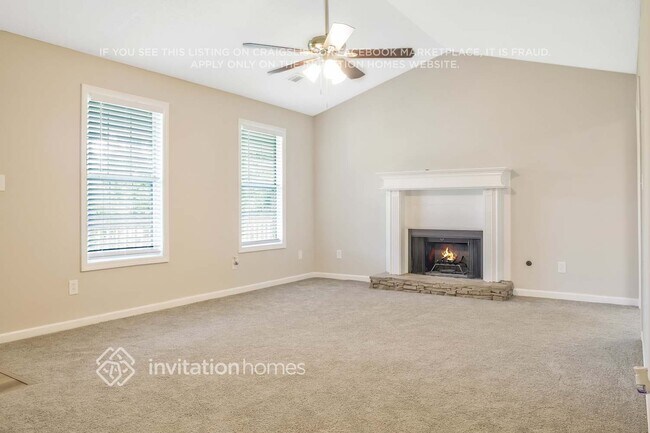 Building Photo - 413 Jordan Ln
