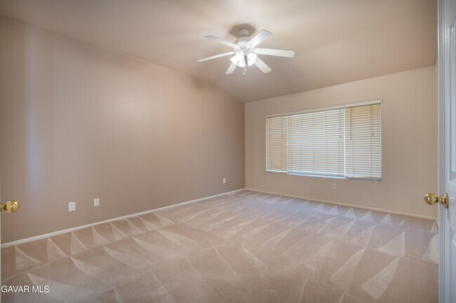 Building Photo - 40270 Vista Pelona Dr