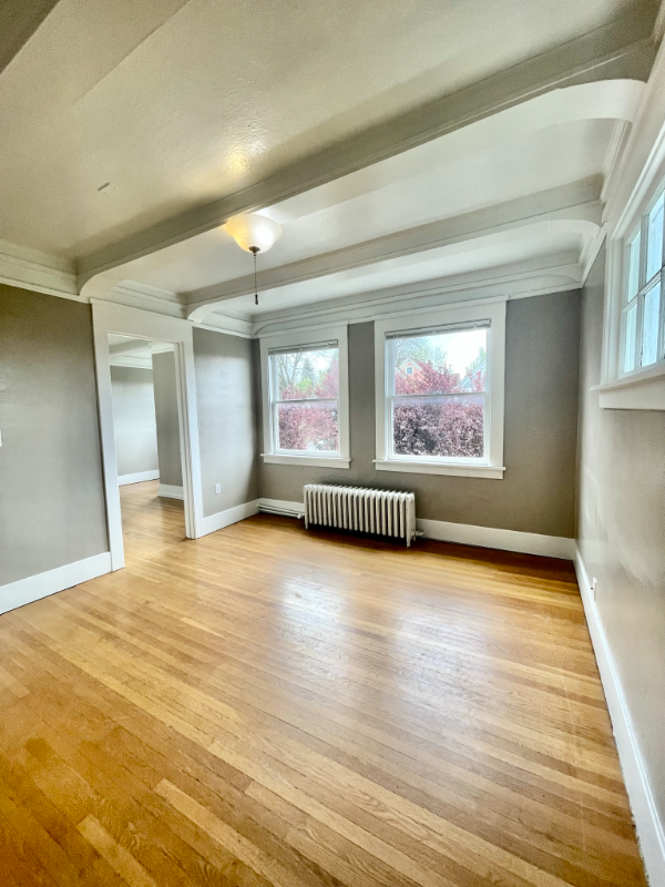 Primary Photo - 901 N M St