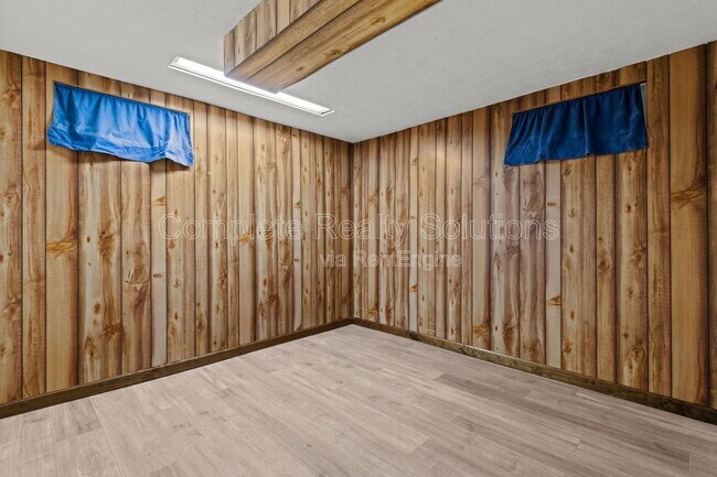 Building Photo - 1149 Walker Ave