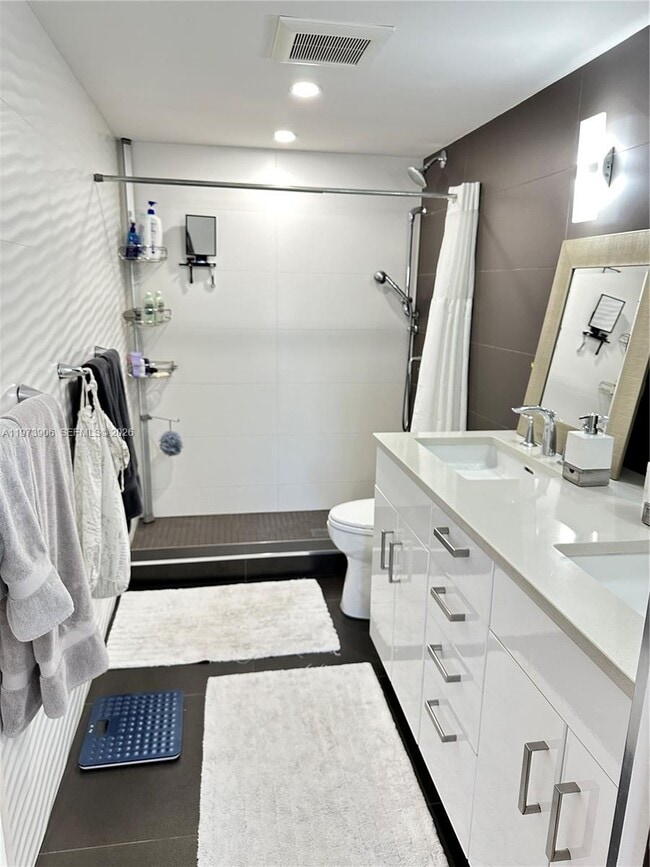 Building Photo - 401 Golden Isles Dr