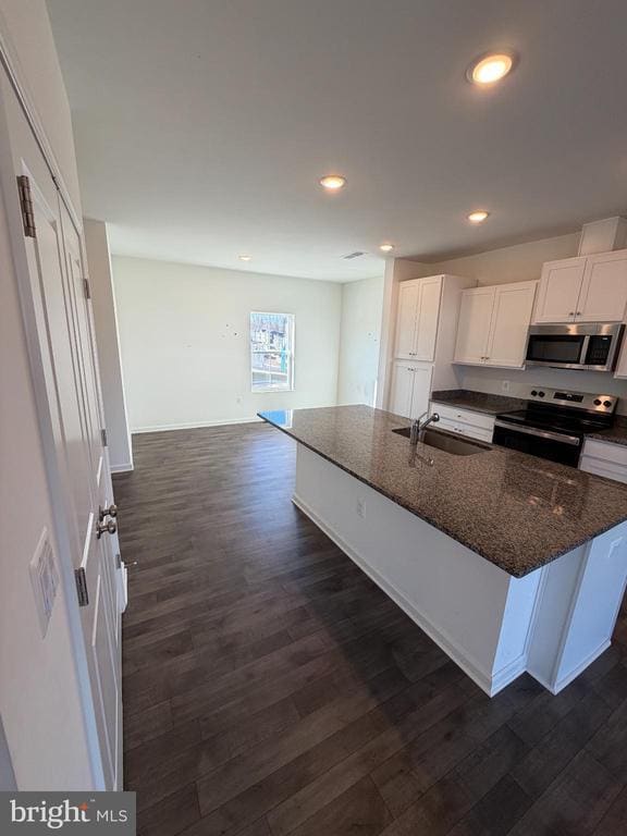 Building Photo - 2609 Grey Wolf Ln