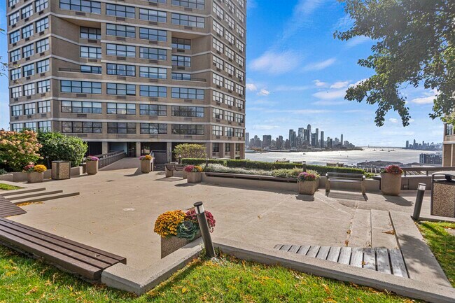 Building Photo - 7004 JFK Blvd E