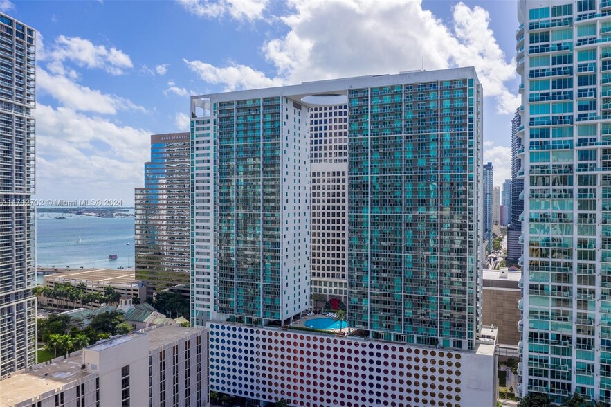 Building Photo - 500 Brickell Ave