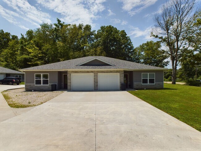 Primary Photo - 100 Briana Villa Ln