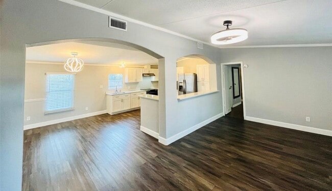 Building Photo - 33323 Falcon Spring St