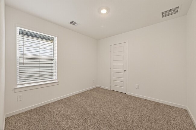 Building Photo - 2826 Lisburn Ter Ln