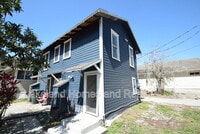 Building Photo - 906 1/2 Vistabula Street