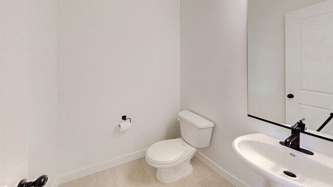 Building Photo - *No Security Deposit Required Upfront for 6 Months!  2024 Townhome. Move In Special!