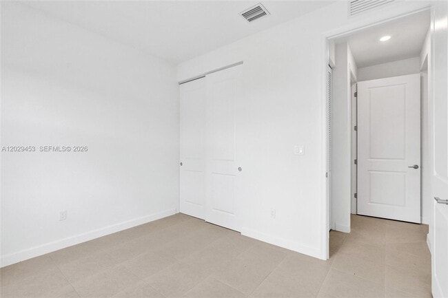 Building Photo - 3766 Harborside Ave