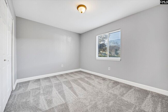 Building Photo - 6530 Davidson Rd