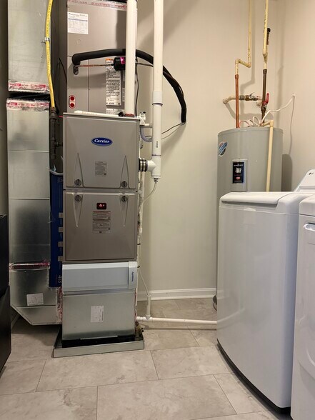 Building Photo - 13851 Belle Chasse Blvd