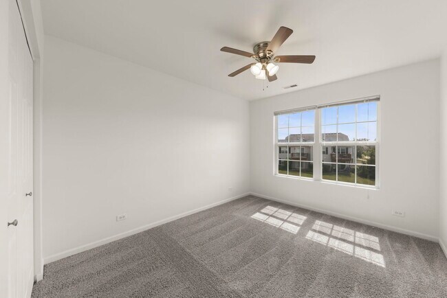 Building Photo - 1034 Turin Dr