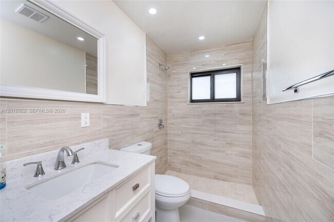 Building Photo - 29901 SW 147th Ave