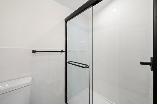 Building Photo - 11 Obrien Ct