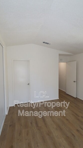 Building Photo - 12225 Pluto Dr
