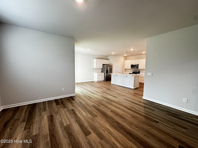 Building Photo - 2084 Willowleaf Dr