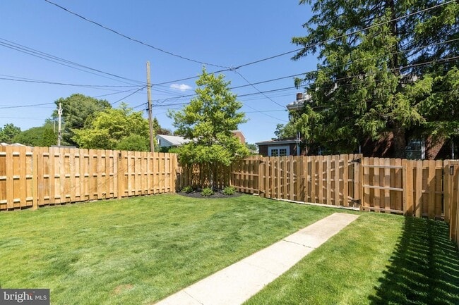 Building Photo - 528 Lower E Valley Forge Rd