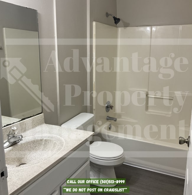 Building Photo - 1955 Keathley Dr