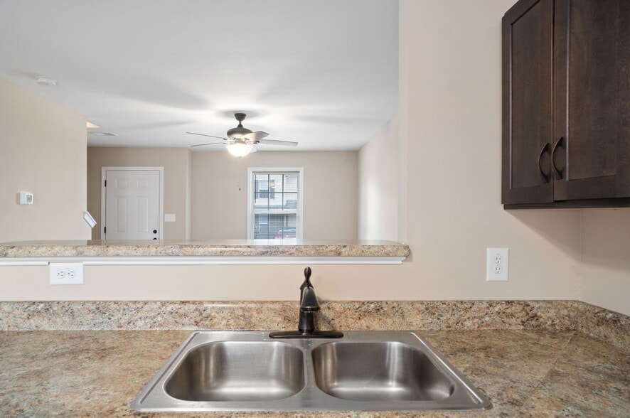 Building Photo - 1497 Amberjack Ct