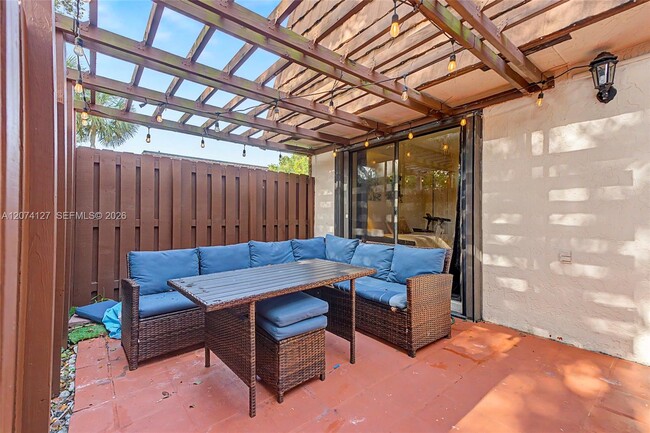 Building Photo - 804 SW 119th Way