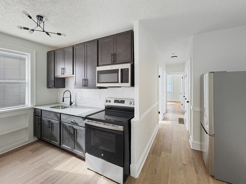 Building Photo - 5803 S Kingshighway Blvd