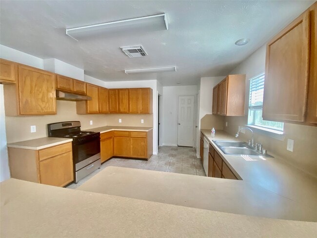 Building Photo - 14631 Alannah Lagoon Ct